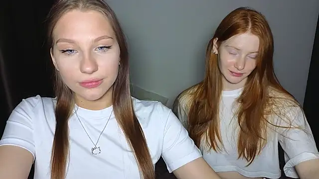 Snapshot of MiaKeler chatting on 02-13-25, 09:38 MiaKeler online show from 02-13-25, 09:38