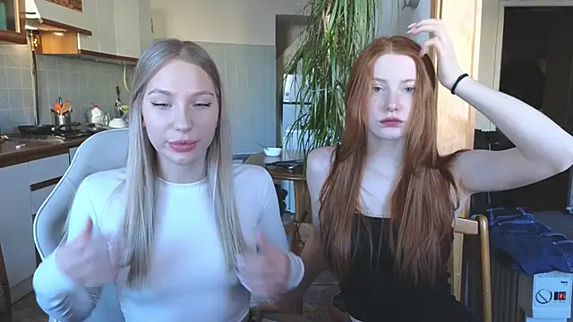 Snapshot of MiaKeler chatting on 03-07-25, 02:34 MiaKeler online show from 03-07-25, 02:34