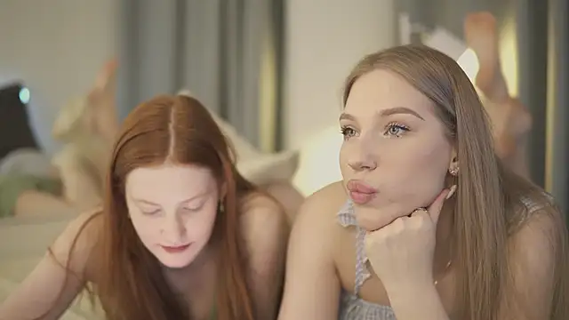 Snapshot of MiaKeler chatting on 03-18-25, 05:21 MiaKeler online show from 03-18-25, 05:21