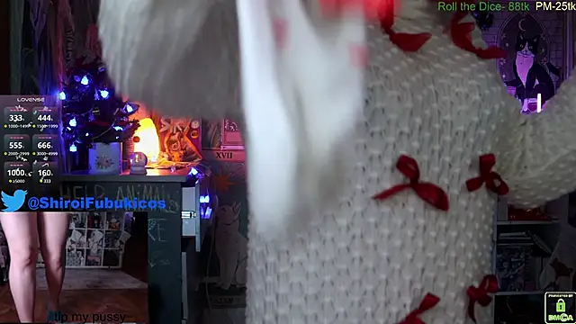 ShiroiFubuki online show from 12-24-24, 07:00