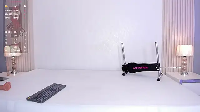 Snapshot of Jiggly__ chatting on 11-27-25, 01:29 Jiggly online show from 11-27-25, 01:29