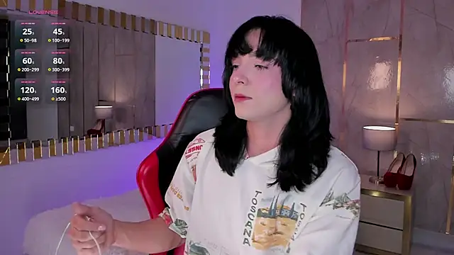 Snapshot of Jiggly__ chatting on 03-10-26, 05:45 Jiggly online show from 03-10-26, 05:45