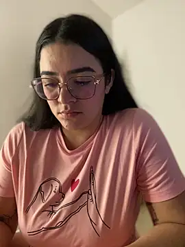 Lia flowers online show from 01-27-25, 04:41