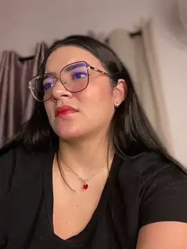 Lia flowers online show from 02-08-25, 11:24