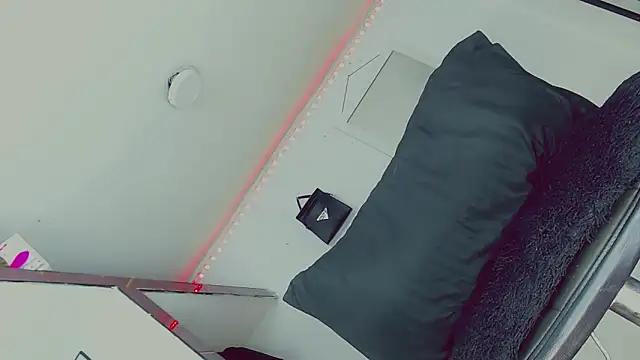 candy kendall online show from 02-07-25, 11:45