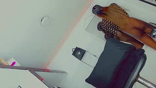 candy kendall online show from 02-22-25, 02:50