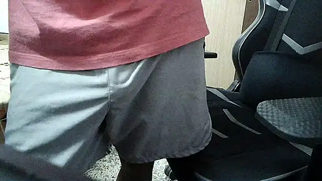 Snapshot of insanefreak69 chatting on 01-26-25, 05:56 insanefreak69 online show from 01-26-25, 05:56