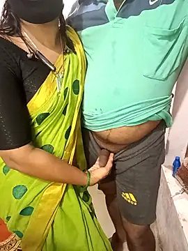 Mallu-Gayathri Arun online show from 10-29-25, 02:19