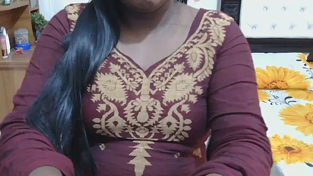 Snapshot of esita_1212 chatting on 02-20-26, 09:32 esita 1212 online show from 02-20-26, 09:32