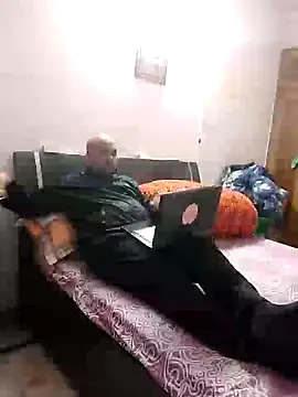 Snapshot of Dick_6inches chatting on 12-06-24, 09:43 Dick 6inches online show from 12-06-24, 09:43