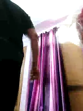 Snapshot of Dick_6inches chatting on 02-12-25, 06:19 Dick 6inches online show from 02-12-25, 06:19