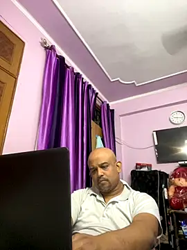 Dick 6inches online show from 11-06-25, 03:46