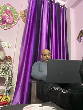 Dick 6inches online show from 02-02-26, 03:11