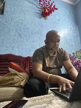 Dick 6inches online show from 03-15-26, 04:35