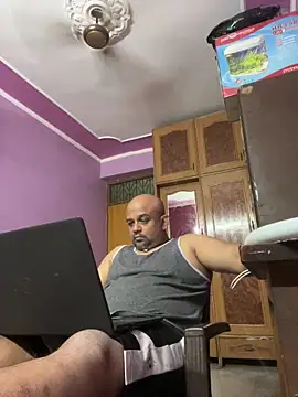 Dick 6inches online show from 04-15-26, 02:57