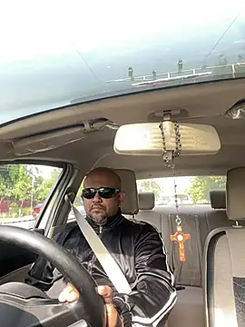 Dick 6inches online show from 05-28-26, 03:15
