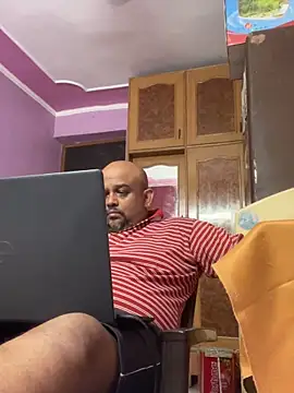 Dick 6inches online show from 06-16-26, 12:52