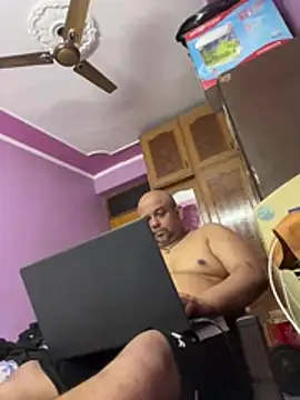 Dick 6inches online show from 07-01-26, 04:29