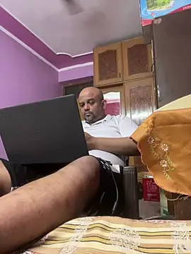 Dick 6inches online show from 07-04-26, 04:51