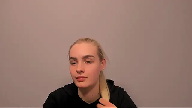 OliviaKisss online show from 02-26-26, 05:45