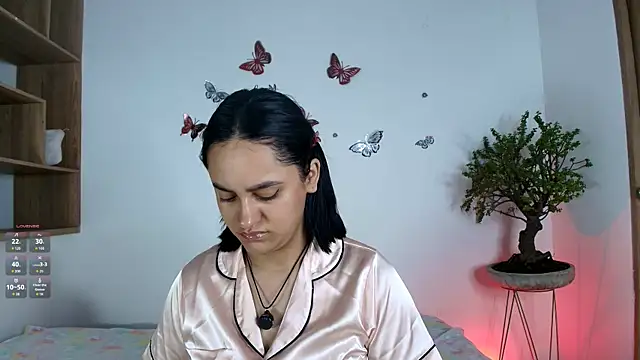 Snapshot of VICTORIABLACK_@xh chatting on 11-16-25, 11:49 VICTORIABLACK xh online show from 11-16-25, 11:49