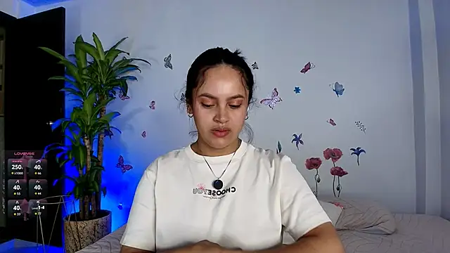 Snapshot of VICTORIABLACK_@xh chatting on 03-01-26, 09:00 VICTORIABLACK xh online show from 03-01-26, 09:00