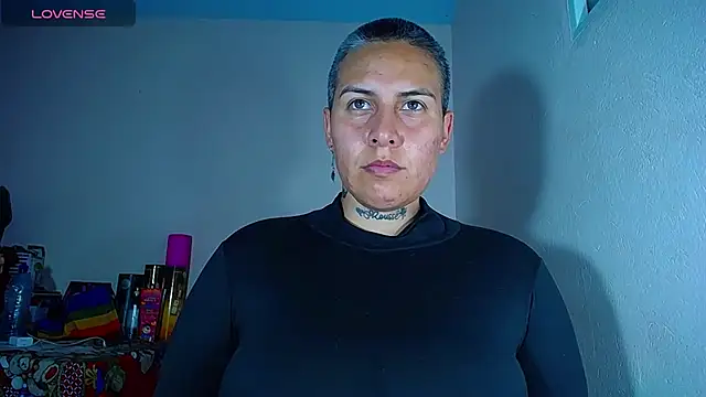 Snapshot of Yessi_rousse chatting on 12-18-24, 10:35 Yessi rousse online show from 12-18-24, 10:35