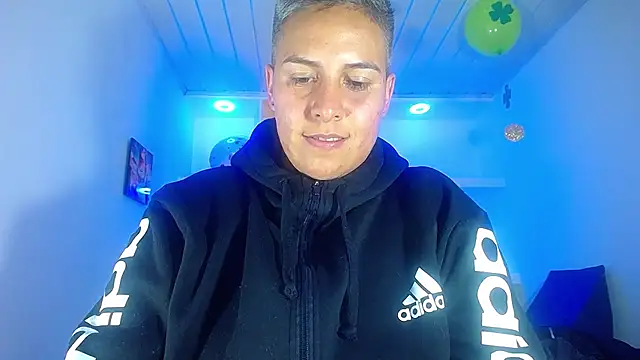 Snapshot of Yessi_rousse chatting on 03-21-25, 09:56 Yessi rousse online show from 03-21-25, 09:56