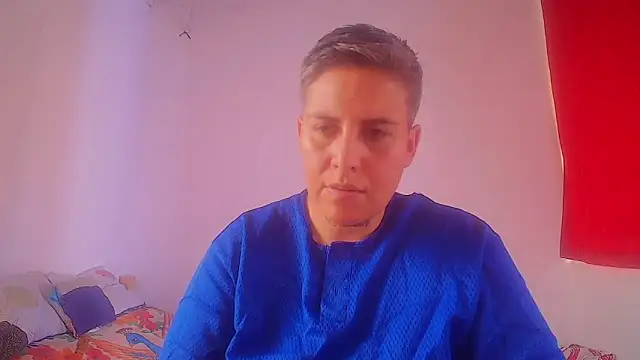 Snapshot of Yessi_rousse chatting on 10-07-25, 07:33 Yessi rousse online show from 10-07-25, 07:33