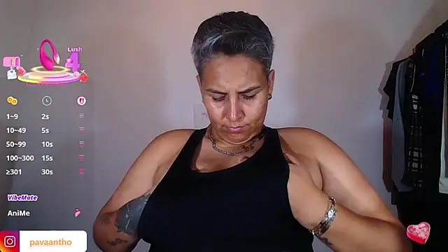 Snapshot of Yessi_rousse chatting on 10-23-25, 02:33 Yessi rousse online show from 10-23-25, 02:33