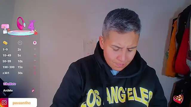 Snapshot of Yessi_rousse chatting on 12-05-25, 03:52 Yessi rousse online show from 12-05-25, 03:52