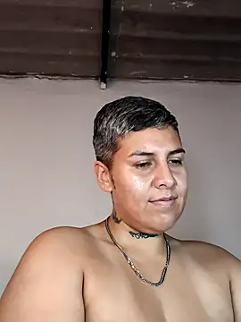 Snapshot of Yessi_rousse chatting on 01-10-26, 02:19 Yessi rousse online show from 01-10-26, 02:19