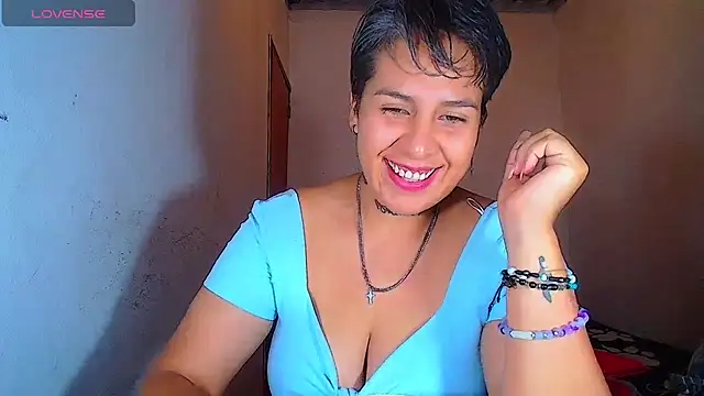 Yessi rousse online show from 07-13-26, 11:02