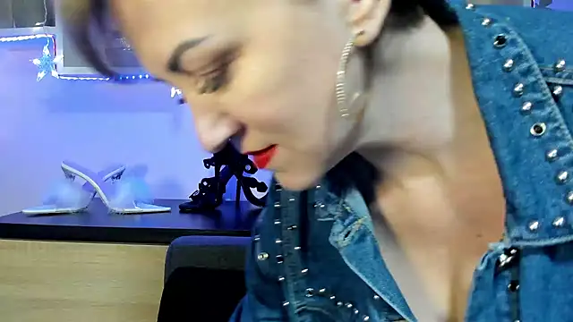 feliziaDesire online show from 01-21-25, 02:05