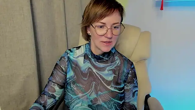 Snapshot of feliziaDesire chatting on 05-08-26, 11:37 feliziaDesire online show from 05-08-26, 11:37