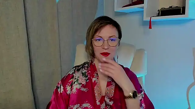 Snapshot of feliziaDesire chatting on 05-16-26, 06:21 feliziaDesire online show from 05-16-26, 06:21