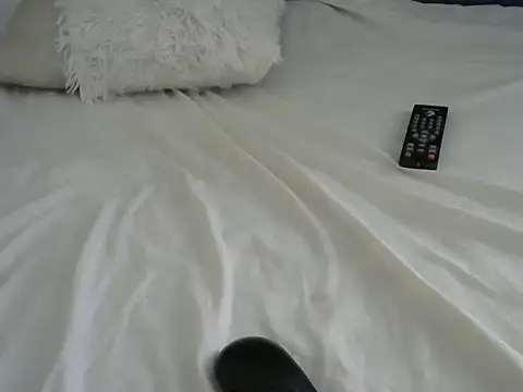 Snapshot of Tai_Reign chatting on 03-11-26, 07:14 Tai Reign online show from 03-11-26, 07:14