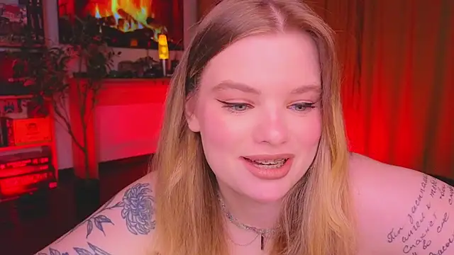 Snapshot of Hottie_Jane chatting on 12-05-25, 03:52 Hottie Jane online show from 12-05-25, 03:52