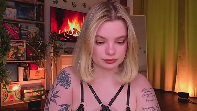 Snapshot of Hottie_Jane chatting on 04-03-26, 09:51 Hottie Jane online show from 04-03-26, 09:51