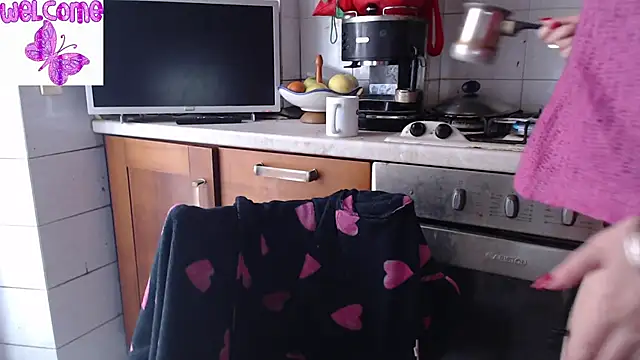 martachatte online show from 03-11-25, 07:48