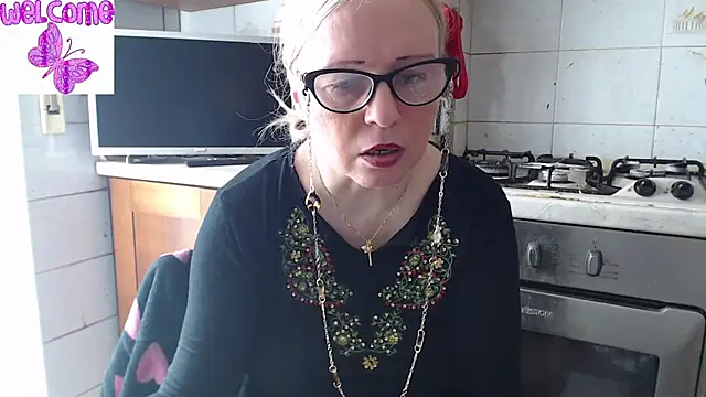 martachatte online show from 03-11-25, 01:56