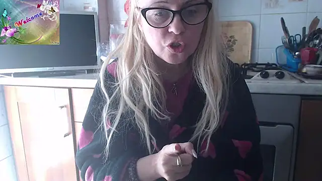 martachatte online show from 10-04-25, 09:18