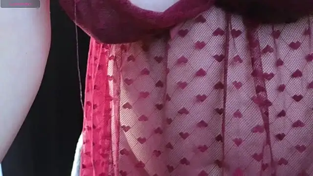 Mia G0ld online show from 04-11-26, 12:20