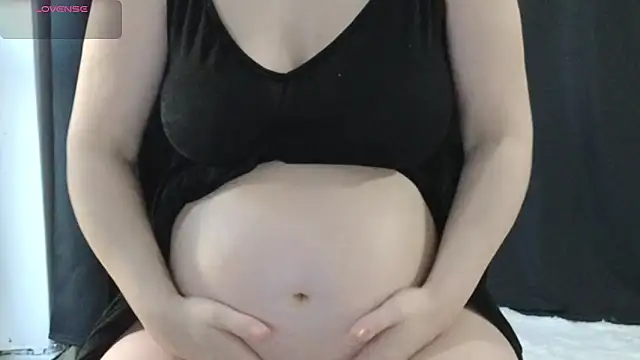 Mia G0ld online show from 04-28-26, 06:46