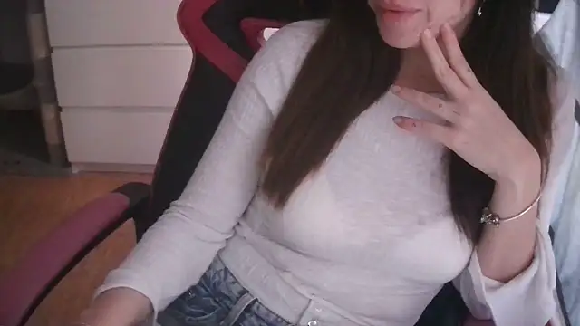 LunaGuerraxx online show from 03-11-26, 08:31