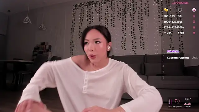 asuno  online show from 03-20-25, 03:23