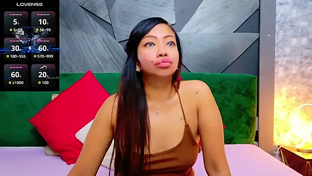 ElyaQuinn online show from 10-16-25, 06:47