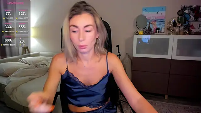 DannaEvan online show from 11-23-25, 03:17