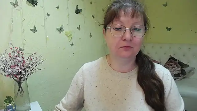 Snapshot of VanessaHotts chatting on 05-04-26, 05:03 VanessaHotts online show from 05-04-26, 05:03
