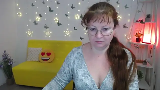 Snapshot of VanessaHotts chatting on 05-11-26, 05:02 VanessaHotts online show from 05-11-26, 05:02